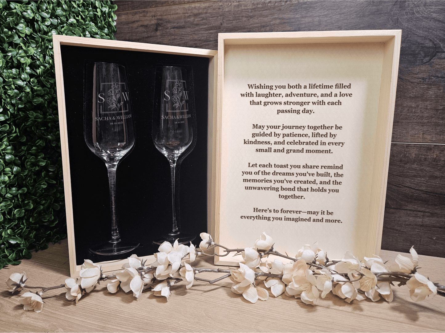Personalized Champagne Flute Set with Engraved Wooden Box – Custom Wedding, Anniversary or Birthday Gift Keepsake for Couples (DC019)