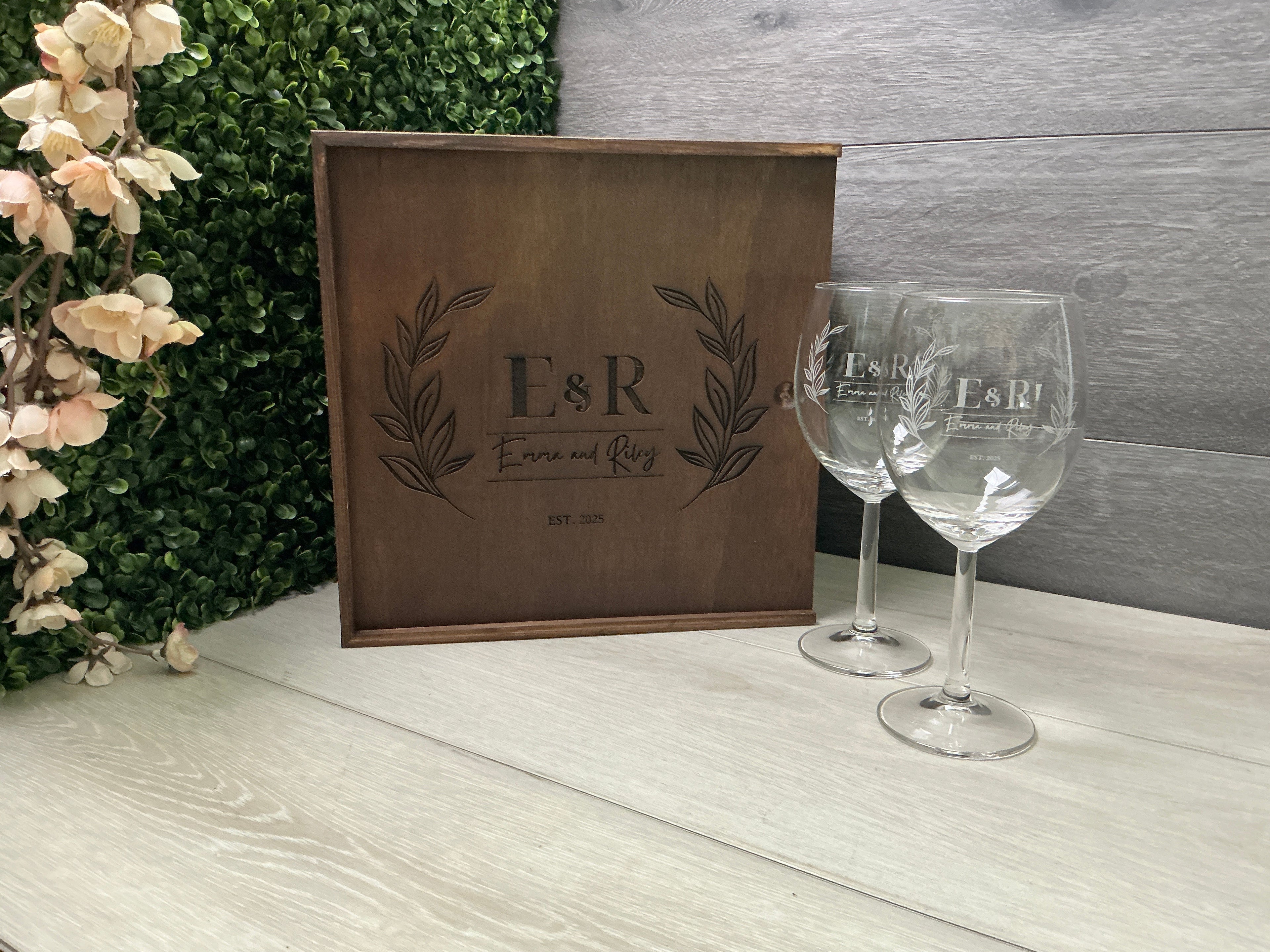 WINE GLASS GIFT SETS
