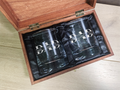 Individuell gestaltetes Whisky-Set zum Vatertag, Holzbox – Geschenk zum Vatertag oder Geburtstag für Papa – DD005