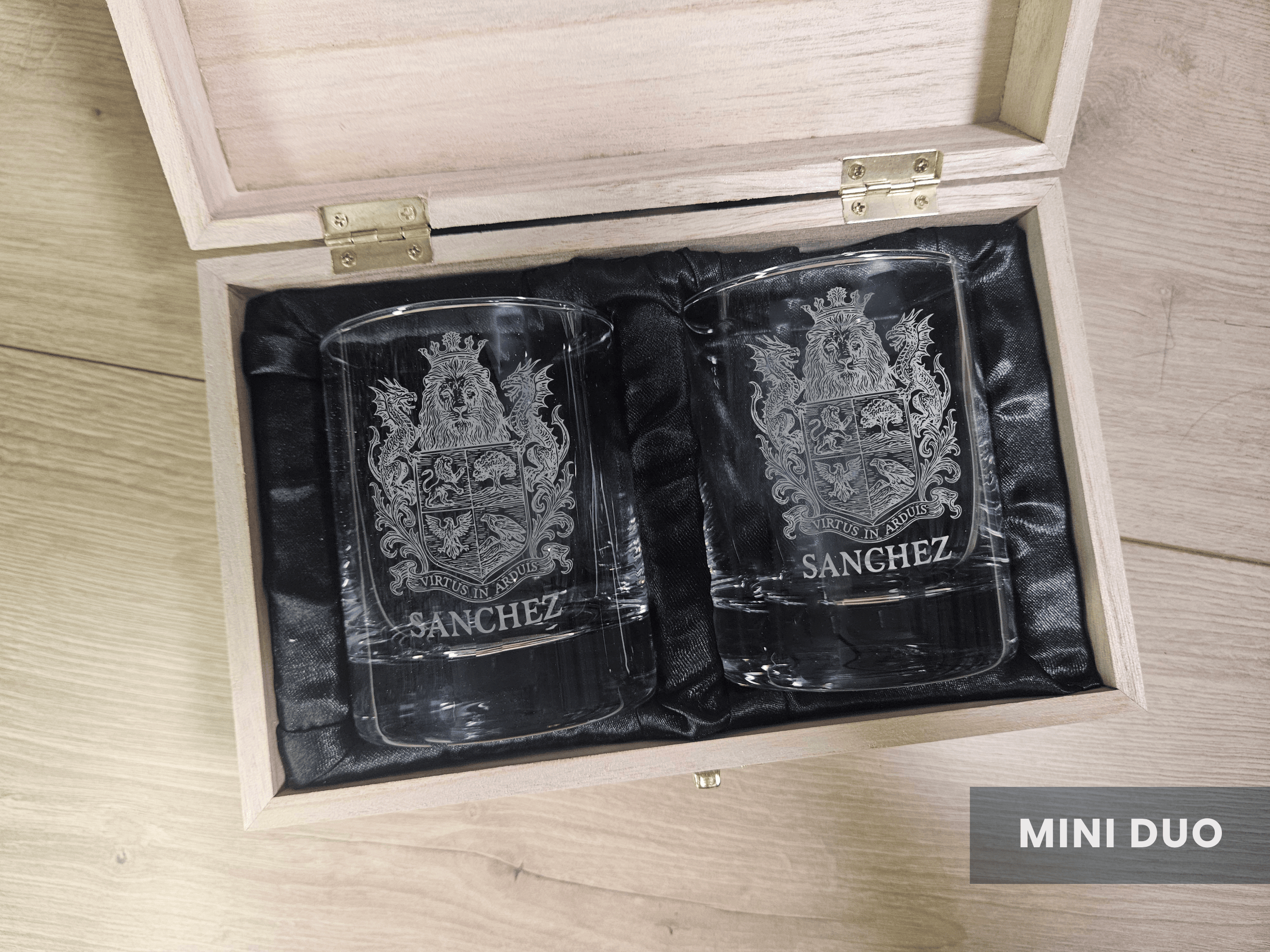 Create Your Own Custom Coat of Arms Whiskey Set – Design Your Own Heritage Crest Engraved Gift Box