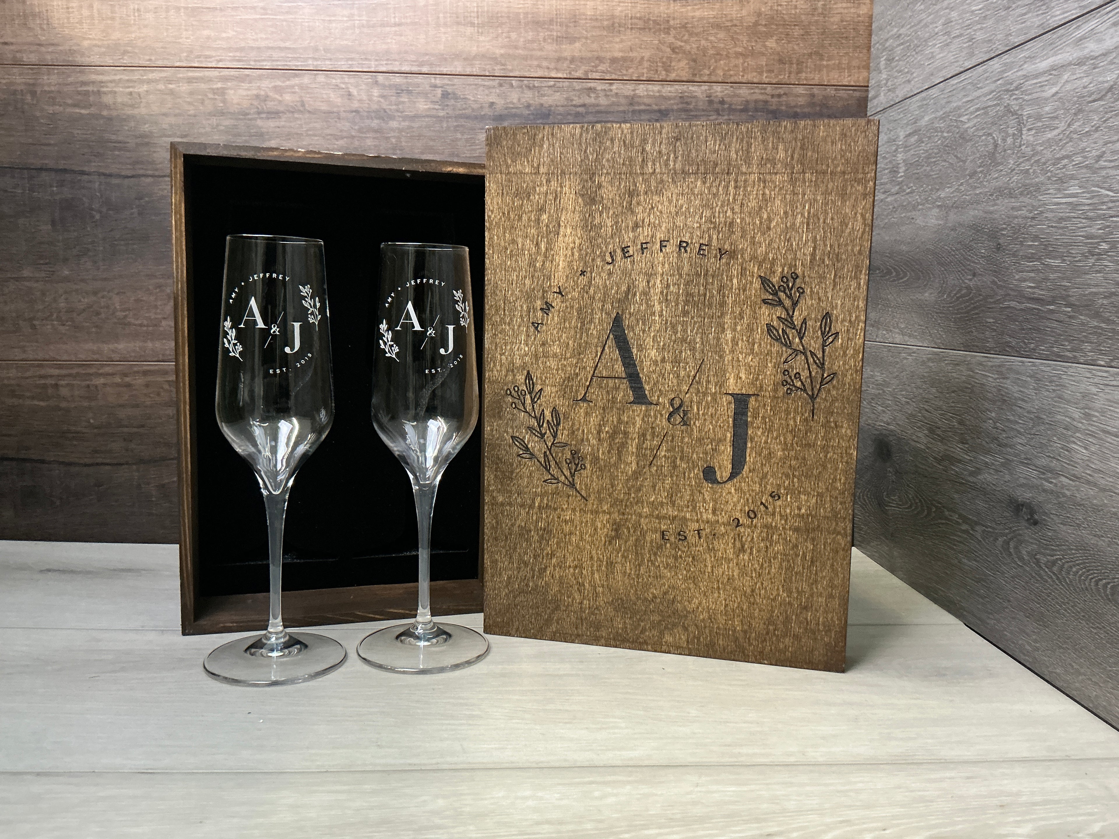 Engraved Wooden Gift Box with 2 Champagne Flute Glasses 