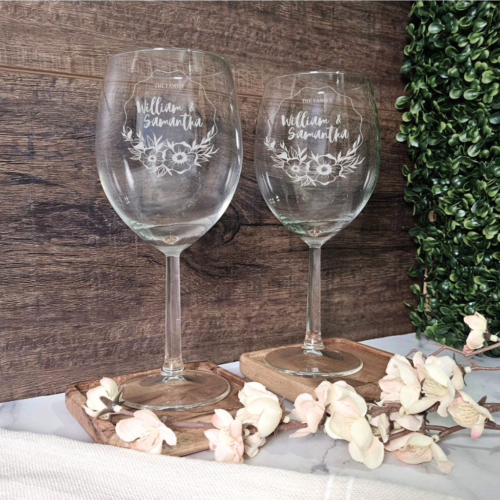 Personalized Wine Glasses for Couples - Etched with Custom Names and Floral Wreath Monogram, Perfect for Dating Anniversary Gifts