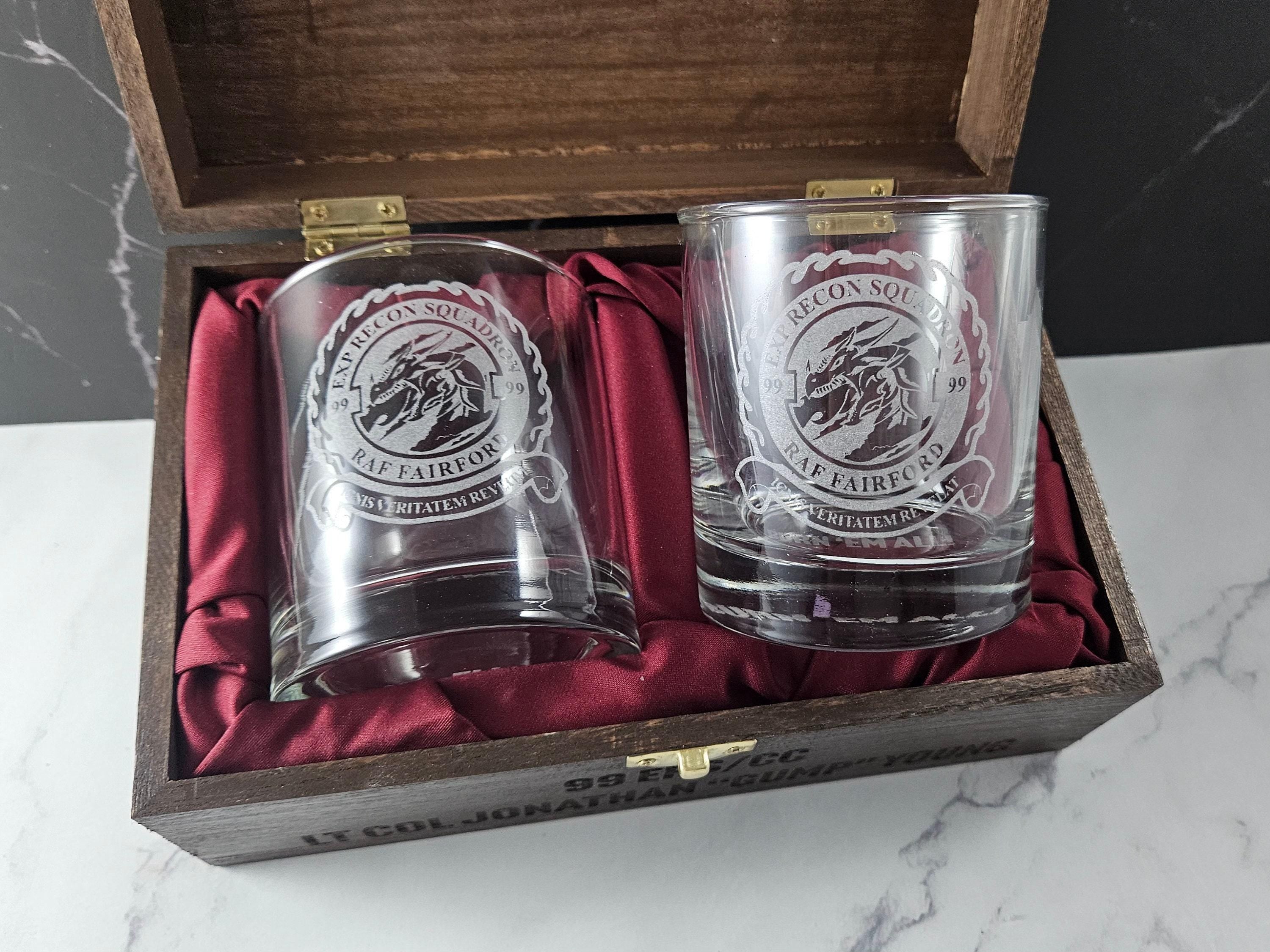 Custom Whiskey Glasses with Engraved Box - Ideal Father's Day, Husband Birthday or simple Friend Gift