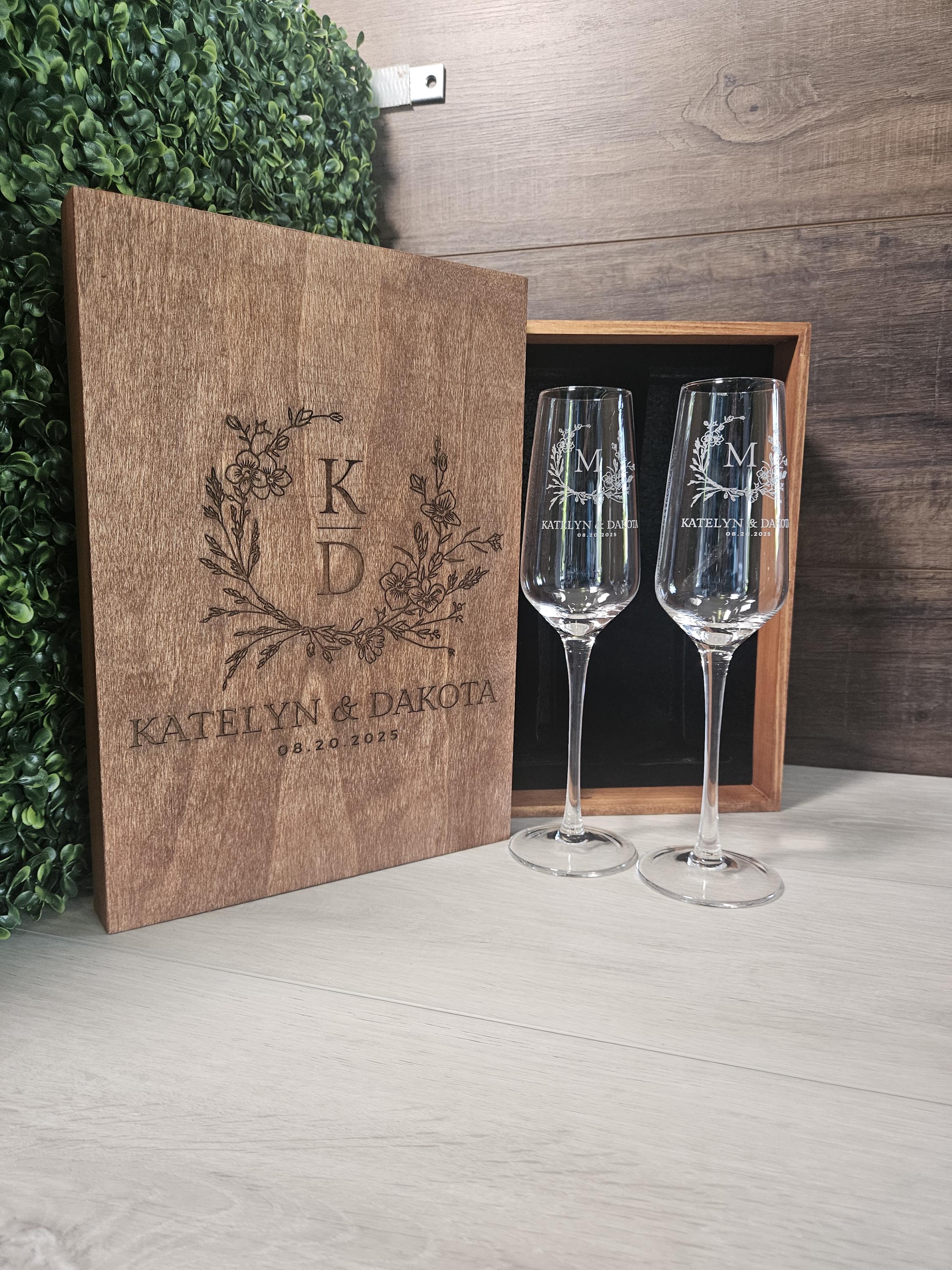 Personalized Champagne Flutes, Elegant Wedding Gift Set in Wooden Keepsake Box,  Customizable for any Celebrations & Anniversaries